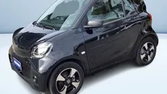 Nero pastello Usata 2020 Smart ForTwo Electric Drive Passion Tre volumi | 12.500 € (Buon prezzo)