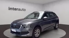 Grigio metallizzato Usata 2022 Skoda Kamiq Ambition SUV | 16.490 € (Buon prezzo)