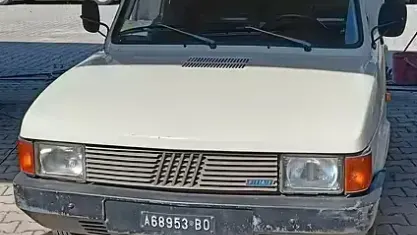 Usata Fiat Fiorino 75 CV (55 kW) 1986 Grigio Monovolume