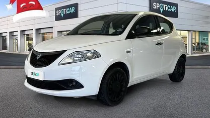 Usata 2019 Lancia Ypsilon Due volumi | 10.100 € (Buon prezzo)