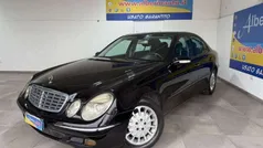 Nero Usata 2002 Mercedes E270 Elegance Tre volumi | 3490 € (Super prezzo)