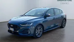 Chrome blue Usata 2023 Ford Focus ST-Line Tre volumi | 20.900 € (Buon prezzo)