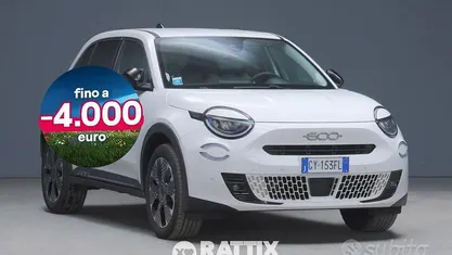 Usata Fiat 600 La Prima 110 CV (80 kW) 2025 Bianco gelato pastello SUV