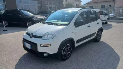 Usata Fiat Panda City Life 69 CV (50 kW) 2022 Bianco Utilitaria