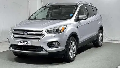 Marrone Usata 2018 Ford Kuga Titanium SUV | 16.600 € (Buon prezzo)