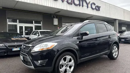 Usata Ford Kuga Titanium 136 CV (100 kW) 2010 SUV