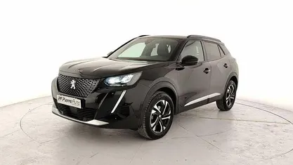 Usata Peugeot 2008 Allure 101 CV (74 kW) 2023 Nero SUV