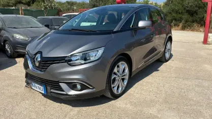 Usata Renault Scénic III Bose Edition 110 CV (80 kW) 2017 Grigio Monovolume
