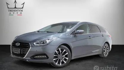 Usata Hyundai i40 141 CV (103 kW) 2016 Grigio Station wagon