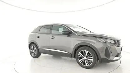 Usata Peugeot 3008 Allure 131 CV (96 kW) 2024 Grigio SUV