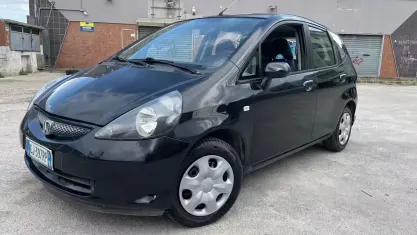 Usata Honda Jazz 78 CV (57 kW) 2005 Nero Utilitaria