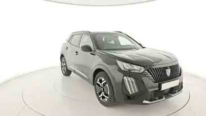 Neu Peugeot 2008 Allure 101 PS (74 kW) 2025 Schwarz SUV
