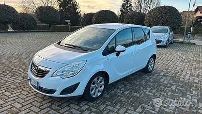 Usata Opel Meriva Cosmo 120 CV (88 kW) 2012 Monovolume