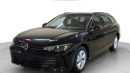 Usata VW Passat 150 CV (110 kW) 2024 Nero Station wagon
