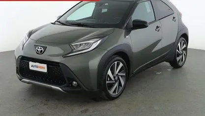 Usata Toyota Aygo X Lounge 72 CV (52 kW) 2023 Verde SUV