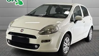Usata Fiat Punto Young 77 CV (56 kW) 2016 Bianco Utilitaria