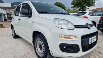 Usata Fiat Panda Pop 69 CV (50 kW) 2019 Bianco Utilitaria