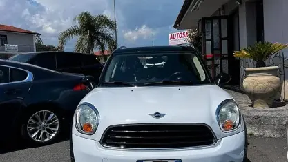 Usata Mini Cooper Countryman 111 CV (81 kW) 2013 Bianco SUV
