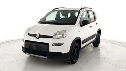Usata Fiat Panda 4x4 S 95 CV (69 kW) 2018 Giallo Utilitaria
