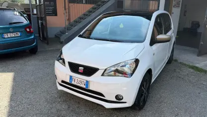 Usata Seat Mii Cosmopolitan 60 CV (44 kW) 2017 Bianco Utilitaria