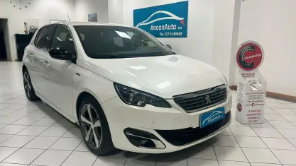 Usata Peugeot 308 GT-line 131 CV (96 kW) 2015 Bianco Berlina