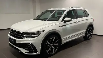 Usata VW Tiguan R-line 150 CV (110 kW) 2023 Bianco SUV