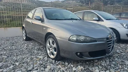Usata Alfa Romeo 147 Progression 119 CV (87 kW) 2007 Grigio Utilitaria