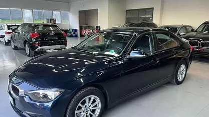 Blu/azzurro Usata 2016 BMW 316 Advantage Tre volumi | 9450 € (Ottimo prezzo)