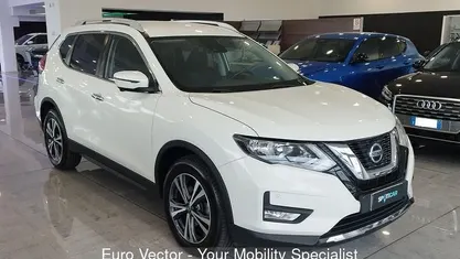 Bianco Usata 2019 Nissan X-Trail N-Connecta SUV | 13.900 € (Buon prezzo)