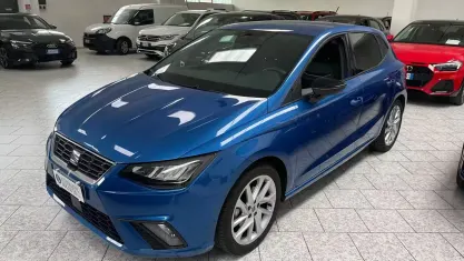 Usata Seat Ibiza FR 116 CV (85 kW) 2025 Blu Utilitaria