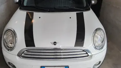 Usata Mini Cooper 120 CV (88 kW) 2009 Beige Utilitaria