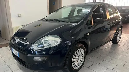 Usata Fiat Punto Evo Dynamic 69 CV (50 kW) 2012 Nero Utilitaria