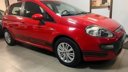 Usata Fiat Punto Evo S 95 CV (69 kW) 2011 Rosso Utilitaria
