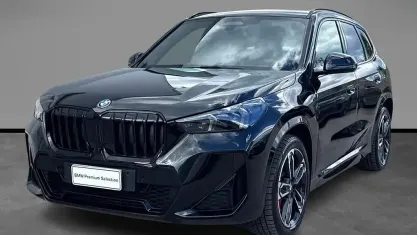 Käytetty BMW X1 M Sport 245 HP (180 kW) 2025 Musta Katumaasturi