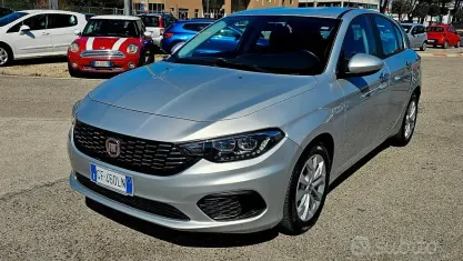 Usata Fiat Tipo 95 CV (69 kW) 2018 Grigio Berlina