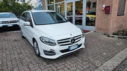 Usata Mercedes B180 Executive 122 CV (89 kW) 2018 Bianco Monovolume