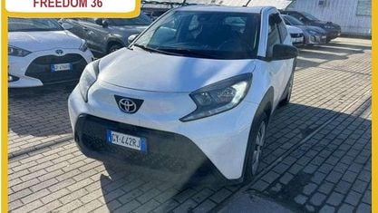 Usata Toyota Aygo X Active 72 CV (52 kW) 2025 Bianco SUV
