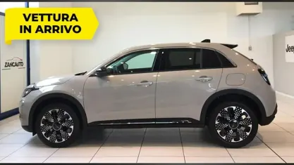 Usata Fiat 600E La Prima 114 kW (156 CV) 2025 Beige SUV