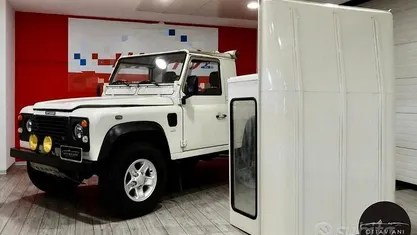 Usata Land Rover Defender 85 CV (62 kW) 1989 Cabrio