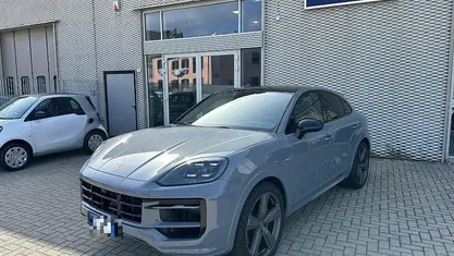 Usata Porsche Cayenne 305 CV (224 kW) 2024 SUV