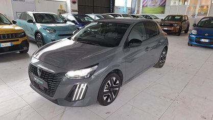 Usata Peugeot 208 Allure 101 CV (74 kW) 2025 Grigio Utilitaria