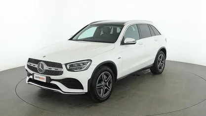 Bianco Usata 2021 Mercedes GLC300e Premium | 36.399 € (Buon prezzo)