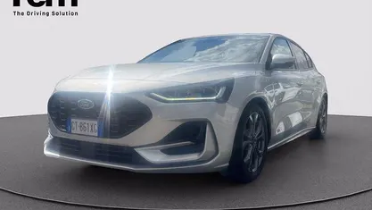 Usata Ford Focus ST-Line 116 CV (85 kW) 2024 Moondust silver Berlina