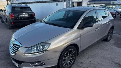 Argento Usata 2012 Lancia Delta Due volumi | 5500 € (Buon prezzo)