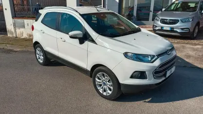 Usata Ford Ecosport 125 CV (91 kW) 2016 Bianco SUV