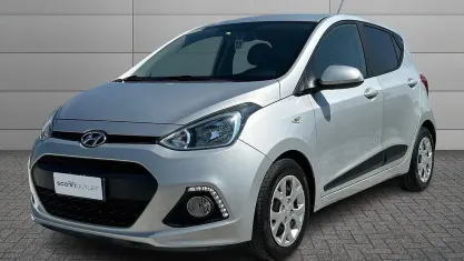 Usata Hyundai i10 Comfort 67 CV (49 kW) 2016 Grigio Utilitaria