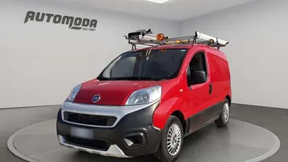 Usata Fiat Fiorino 95 CV (69 kW) 2017 Rosso Monovolume