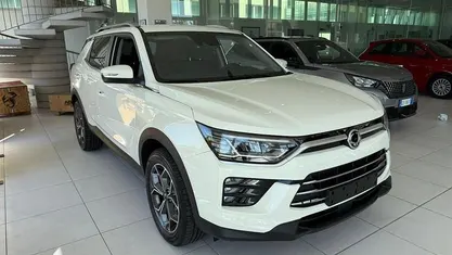 Nuova Ssangyong (KGM) Korando 136 CV (100 kW) 2025 Bianco SUV