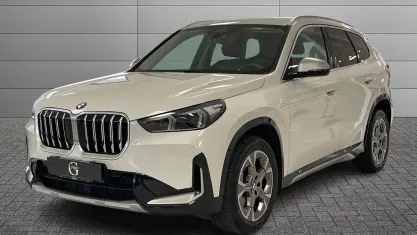 Usata BMW X1 xLine 150 CV (110 kW) 2023 Alpinweiss iii pastello SUV