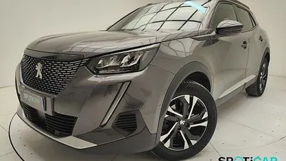 Usata 2023 Peugeot 2008 Allure SUV | 22.486 € (Buon prezzo)